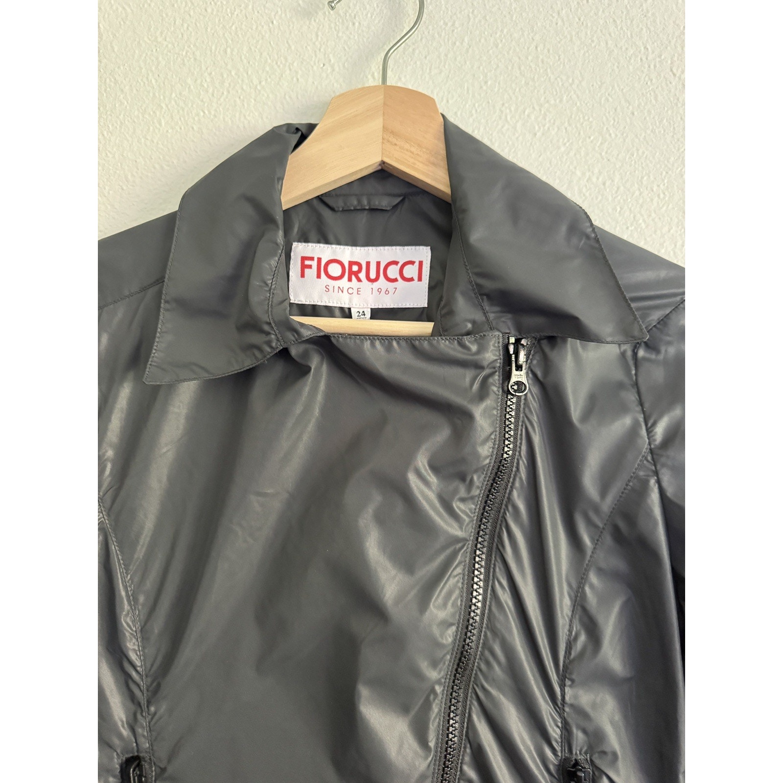 Fiorucci Dark Grey Women’s Lightweight Cropped Biker Rain Coat Us 2 Edgy Moto — image 7 of 8